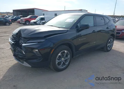 2025 Chevrolet Blazer Awd 2Lt z USA, uszkodzony, nr VIN 3GNKBHR42SS228527